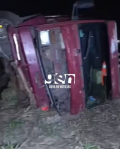 Fallecío un subcomisario de la policía de Corrientes en un choque frontal