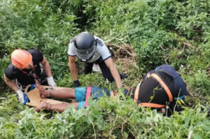 Corrientes: tras pelea, un hombre cayó entre las piedras y sufrió graves heridas
